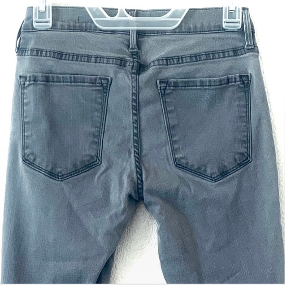 FRAME Denim Le Skinny de Jeanne jeans, gray, raw hem, size 26. - Picture 7 of 8